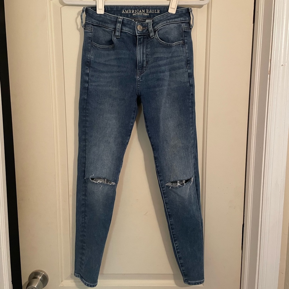 American Eagle Hi-Rise Jeggings. Size 2 Regular